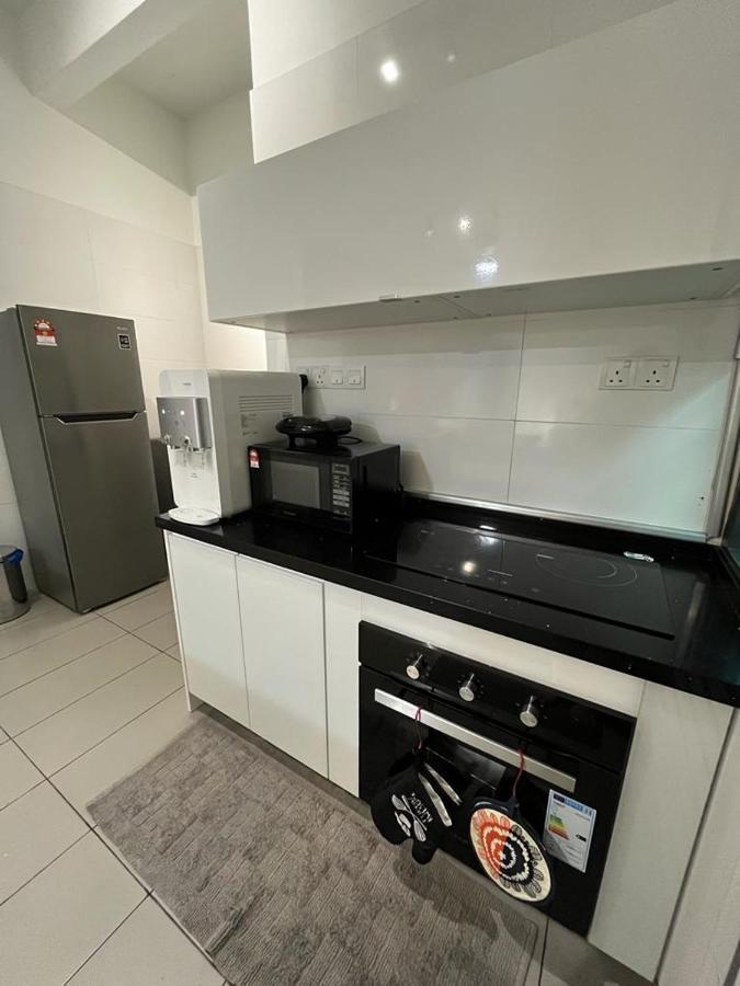 Five Bedrooms Residential With Free Wifi